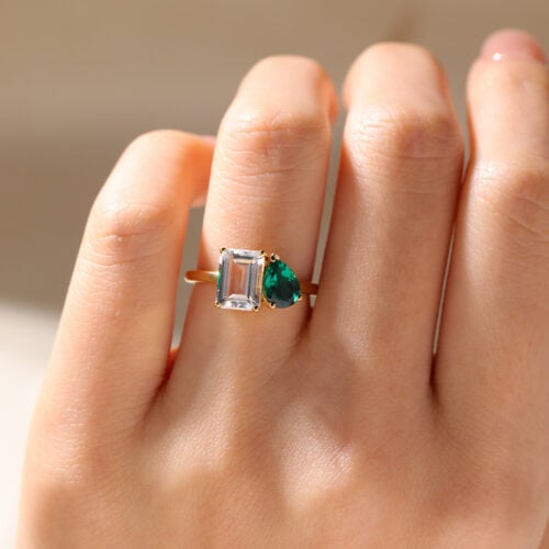 Perfect Jewelry Gift Toi Et Moi​ Emerald Diamond Elegant and Simple Engagement Rings