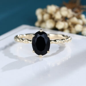 LisaJewelryUS Oval Cut Black Onyx Yellow Gold Twisted Engagement Ring
