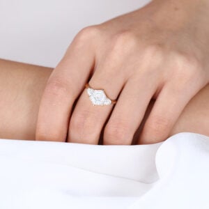 Three Stone Engagement Ring 1.5ct 6 Claw Prong Lab Diamond Ring