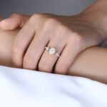 Pear Shaped Diamond 1ct 4-Prong Engagement Ring in Rose Gold