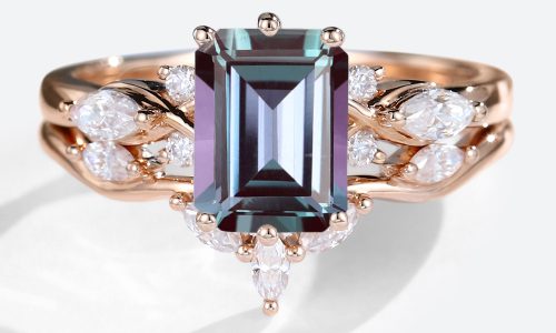 Rose Gold Emerald Cut Alexandrite Rings Vintage Engagement Rings Set (1)