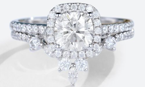 2PCS White Gold Halo Cushion Cut Lab Grown Diamond Engagement Ring Set (1)
