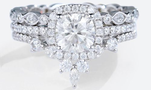 3PCS White Gold Cushion Cut Lab Grown Diamond Halo Engagement Ring with Curved Wedding Rings Set (1)