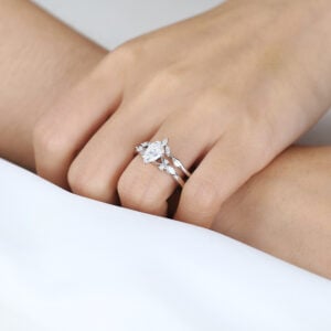 1ct Colorless VS+ Pear Shaped Lab Grown Diamond Classic 6-Prong Engagement Ring Set in White Gold (3)