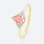1ct Pear Shaped Pink Diamond Ring Cluster 6-Prong Engagement Rings in Yellow Gold