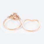 1ct Colorless VS+ Pear Shaped Lab Grown Diamond Rings Sets Classic 4-Prong Engagement Ring with Simple V-shaped ring Set in Rose Gold