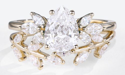 Pear Shaped Lab Diamond Engagement Ring Set With Marquise Curved Lab Diamond Wedding Ring (3)