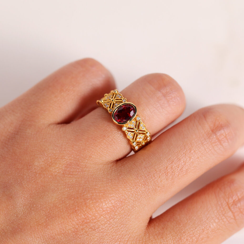 Vintage Rings Gold Oval Ruby Bezel Hollow Engagement Rings - LisaJewelryUS