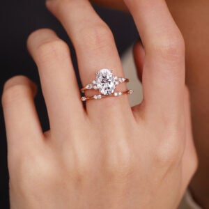 2.5ct Oval Cut Lab Grown Diamond Cluster Engagement Rings Radiant Sophistication Ring Set