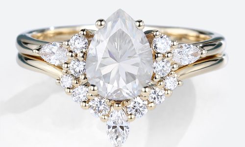 Moissanite Engagement Ring with V Shaped Ring Gold Bridal Set Rings
