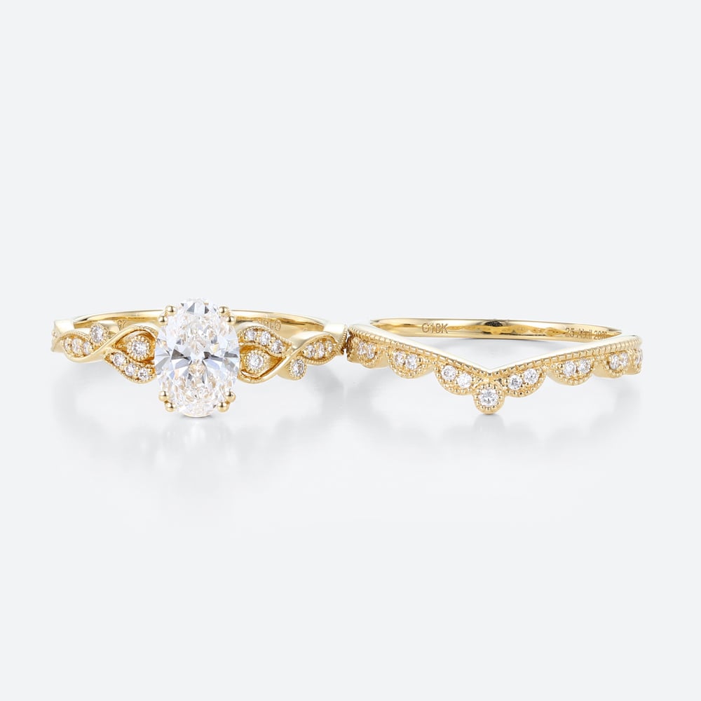 1ct Colorless VS+ Oval Cut Lab Grown Diamond Vintage Milgrain Split Prong Bridal Ring Set in Yellow Gold (2)