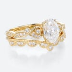 1ct Colorless VS+ Oval Cut Lab Grown Diamond Vintage Milgrain Split Prong Bridal Ring Set in Yellow Gold (6)