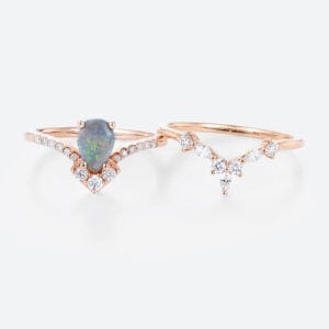 0.8ct Pear Shaped Opal Ring​ Set with Curved Wedding Band Set in Rose Gold
