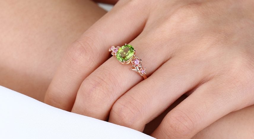 Oval Cut Engagement Ring Green Sapphire 14k Gold Rose Ring Leo Birthstone-Oval Cut Engagement Ring Green Sapphire 14k Gold Rose Ring