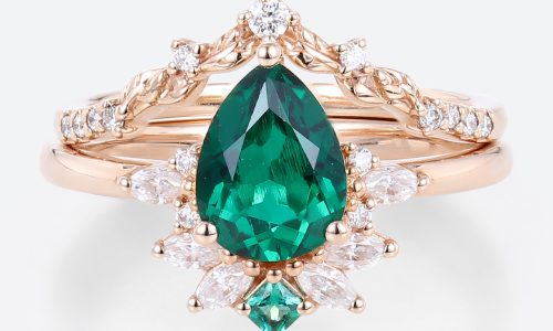 Emerald Rings Gold Set Pear Cut Ring Curved Diamond Wedding Ring