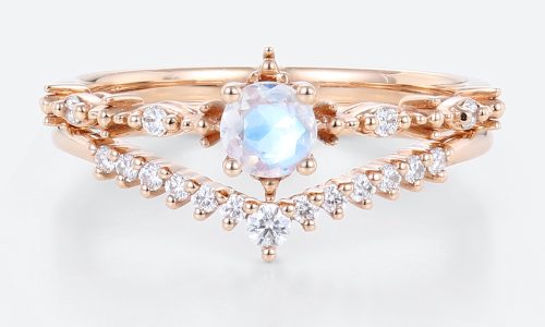 Moonstone Diamond Ring Round Gold Ring with Curved Ring Band