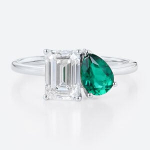 Emerald and Diamond Ring Toi Et Moi​ Simple Engagement Ring