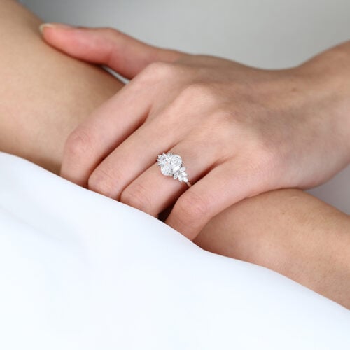 Oval Cut Diamond Engagement Rings Art Deco 1.5ct Lab Diamond Ring in white gold