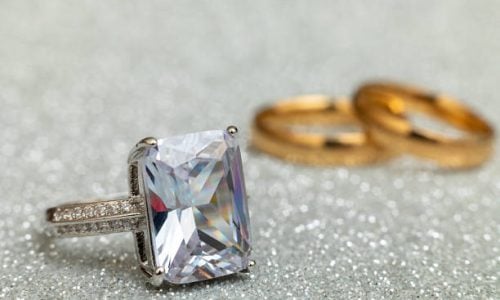 Emerald Cut VS Radiant Cut