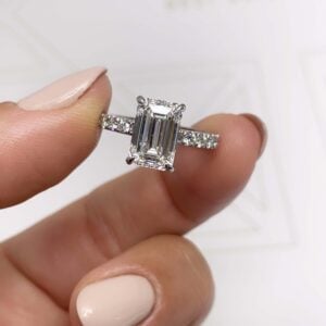 Lab-Grown Diamond vs. White Sapphire: Which One Shines Brighter?