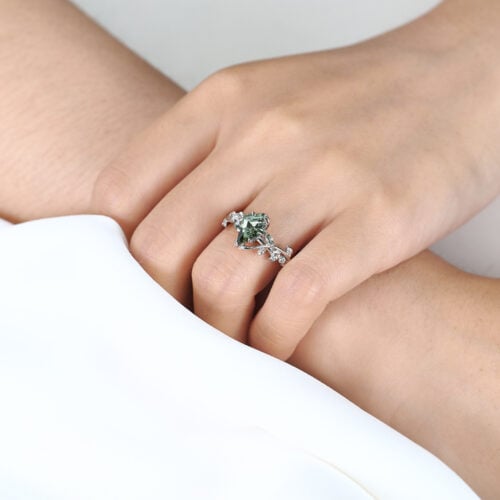 Kite Cut Green Sapphire Rings Nature-Inspired Engagement Ring with Botanical Design