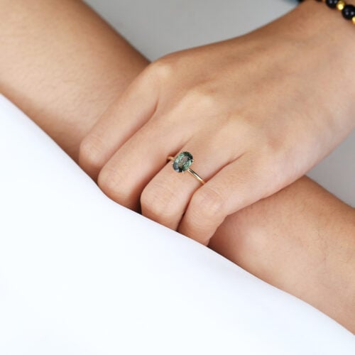 Oval Cut Green Sapphire Unique 1.5ct Solitaire Engagement Rings