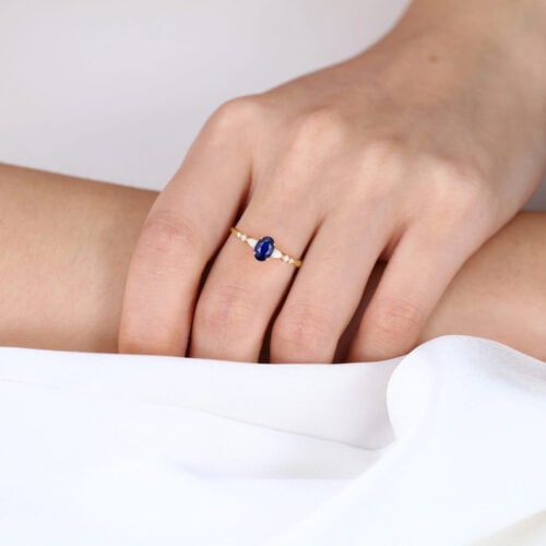 Yellow Gold Oval Lab Grown Sapphire Ring 0.8ct Cluster Engagement Rings