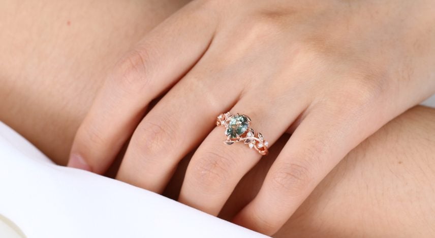 Nature-Inspired Jewelry-Pear Cut Green Sapphire Ring Women's Nature Inspired Rings