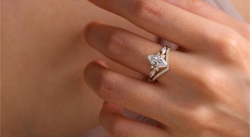 How to Prevent Jewelry Tarnish in Summer | LisaJewelryUS How to Prevent Jewelry Tarnish in Summer | LisaJewelryUS