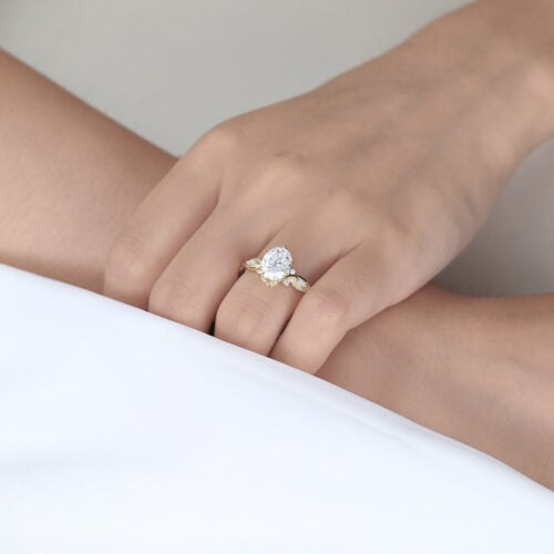 Yellow Gold 2ct Oval Cut Moissanite Promise Ring​ Bypass Engagement Rings Vine Bridal Ring