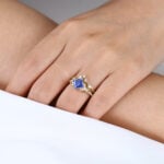 1.4ct Princess Cut Infinity Lab Sapphire Ring Set with Curved Leaf Band in Yellow Gold