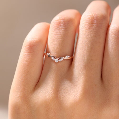 Curved Lab Diamond Wedding Band 0.1ctw Round Stackable Thin Band in Rose Gold