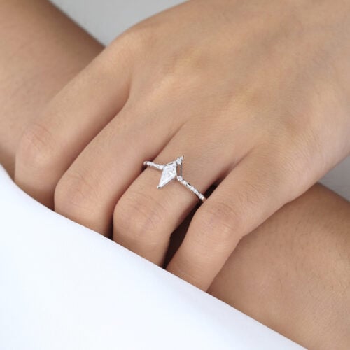 0.5ct Kite Cut Moissanite Ring​ White Gold Chevron Modern Bridal Ring