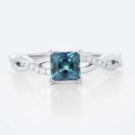 Interlaced Princess Cut Alexandrite Rings​ 0.8ct Pavé Engagement Ring with Infinity Design in White Gold