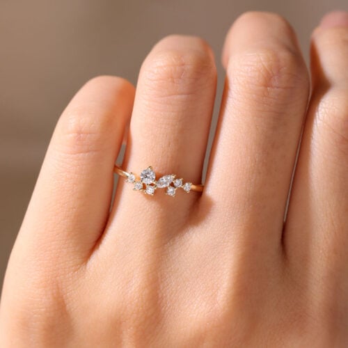 Irregular Lab Diamond Rings​​​ Round 0.27ct Vintage Wedding Band in Yellow Gold