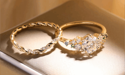 How to Mix Metals in Jewelry: Gold, Silver & Rose Gold Style Tips How to Mix Metals in Jewelry: Gold, Silver & Rose Gold Style Tips
