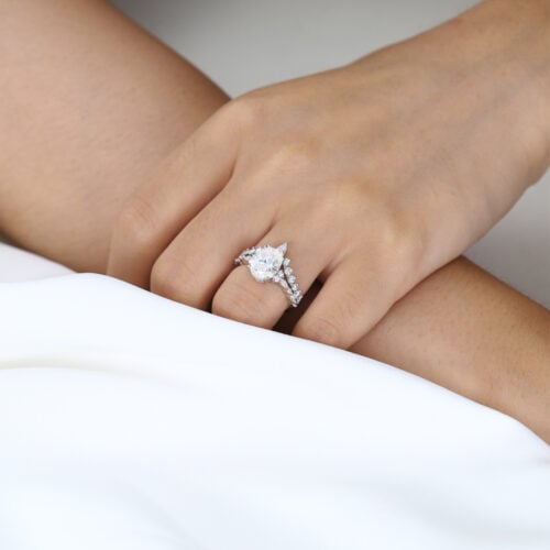 2ct Oval Lab Diamond Ring​ Set Vintage-Inspired 4-Prong Bridal Ring in White Gold