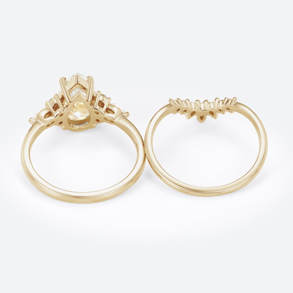 2 Carat Pear Lab Grown Diamond Ring​ Set Vintage-Inspired 4-Prong Bridal Ring Set in Yellow Gold