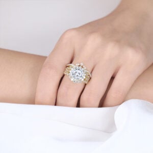 Halo Lab Diamond Ring Set 2ct Round Luxury 4-Claw Prong Bridal Ring in Yellow Gold