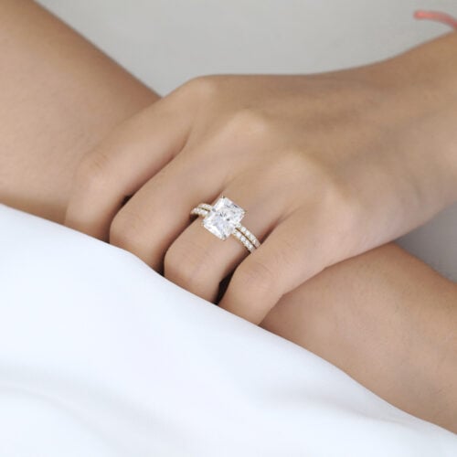 3.5ct Radiant Lab Diamond Ring Set Seamless Pavé Bridal Ring in Yellow Gold