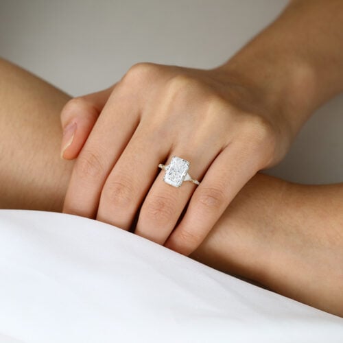 4ct Radiant Cut Lab Diamond Engagement Rings Milgrain Edging 4-Prong Engagement Ring in Yellow Gold