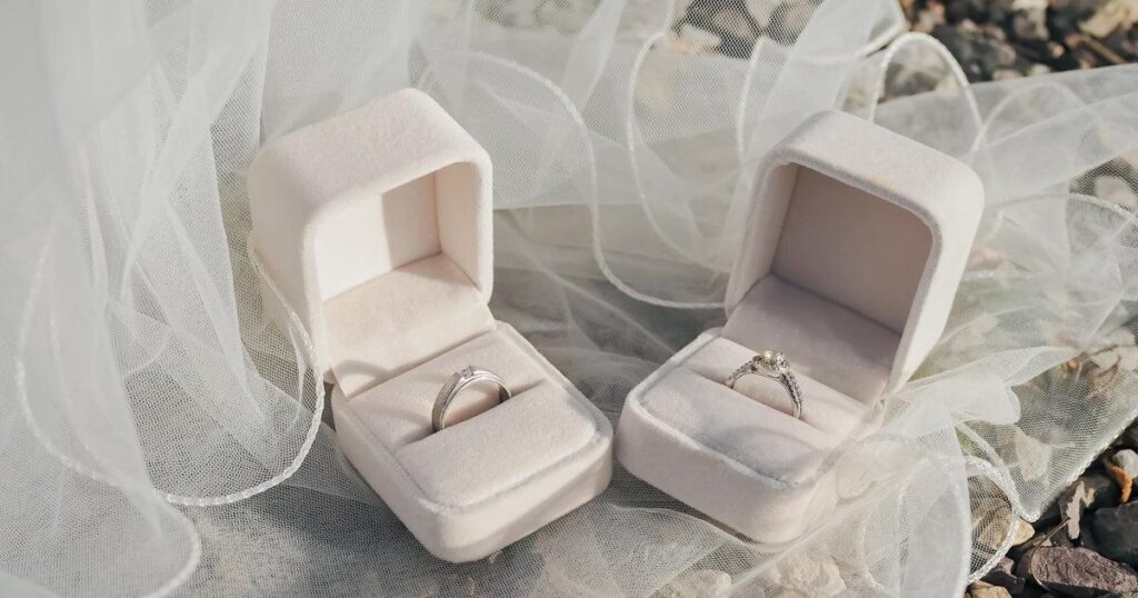 10 Tips for Buying a Lab Diamond Engagement Ring for Valentine’s Day
