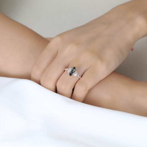 0.9ct Botanical Moss Agate Engagement Ring with Twisted Shank in Rose Gold