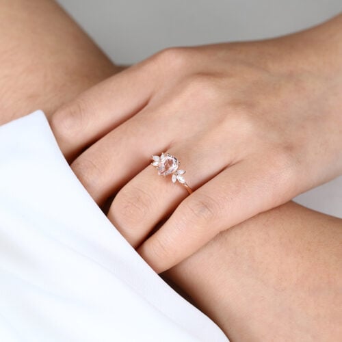 1ct Pear Cut Morganite Engagement Ring Flower Side Stones Bridal Ring in Rose Gold