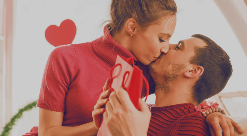 Valentine Jewelry by Relationship Stage: What Feels Right When