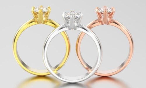 What Jewelry Metal Color Looks Best with Different Gemstones