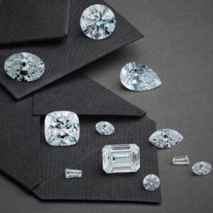 What to Look for in an Engagement Ring Before You Buy