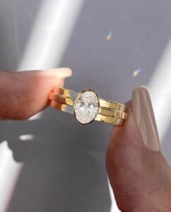 Oval Engagement Rings Pros and Cons What You Should Know Before Buying