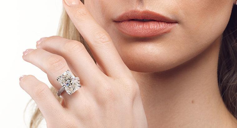 jewelry vs luxury handbags The Jewelry Trends Women in Their 30s Are Choosing Instead of Luxury Handbags